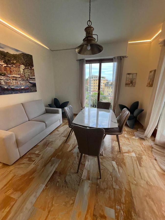 TORRE D'AVORIO APPARTAMENTO 126 mq piu'terrazzo 25 mq - TOTALLY NEW 250 M FROM DOWNTOWN - SKY e NETFLIX - toll parking at 15 euro per day to be booked in advance -subject to availability Rapallo Esterno foto