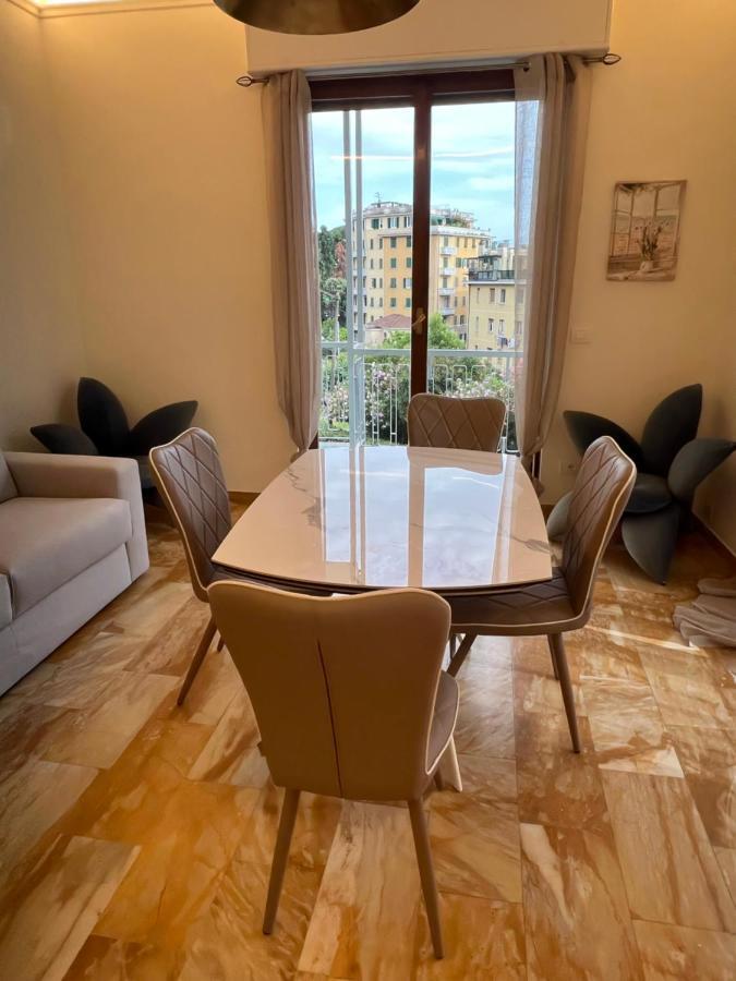 TORRE D'AVORIO APPARTAMENTO 126 mq piu'terrazzo 25 mq - TOTALLY NEW 250 M FROM DOWNTOWN - SKY e NETFLIX - toll parking at 15 euro per day to be booked in advance -subject to availability Rapallo Esterno foto