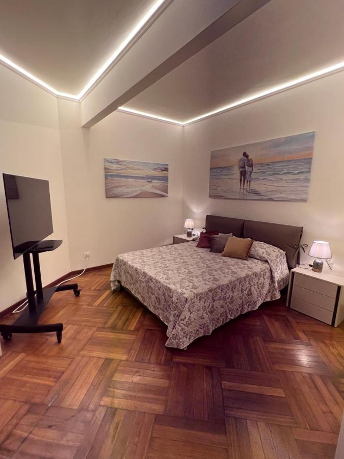 TORRE D'AVORIO APPARTAMENTO 126 mq piu'terrazzo 25 mq - TOTALLY NEW 250 M FROM DOWNTOWN - SKY e NETFLIX - toll parking at 15 euro per day to be booked in advance -subject to availability Rapallo Esterno foto
