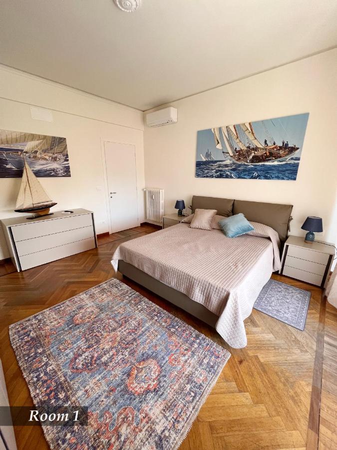 TORRE D'AVORIO APPARTAMENTO 126 mq piu'terrazzo 25 mq - TOTALLY NEW 250 M FROM DOWNTOWN - SKY e NETFLIX - toll parking at 15 euro per day to be booked in advance -subject to availability Rapallo Esterno foto